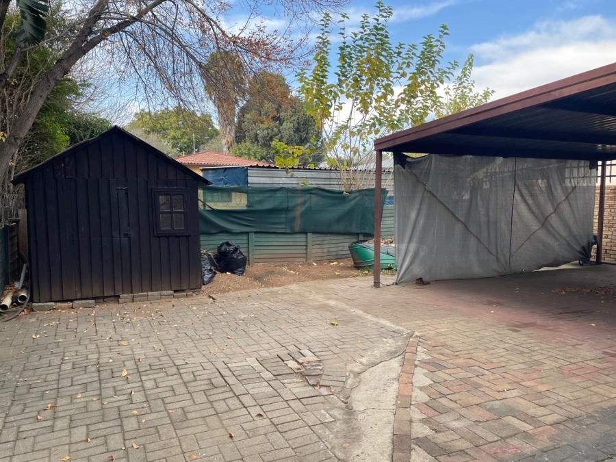 3 Bedroom Property for Sale in Rustenburg Central North West